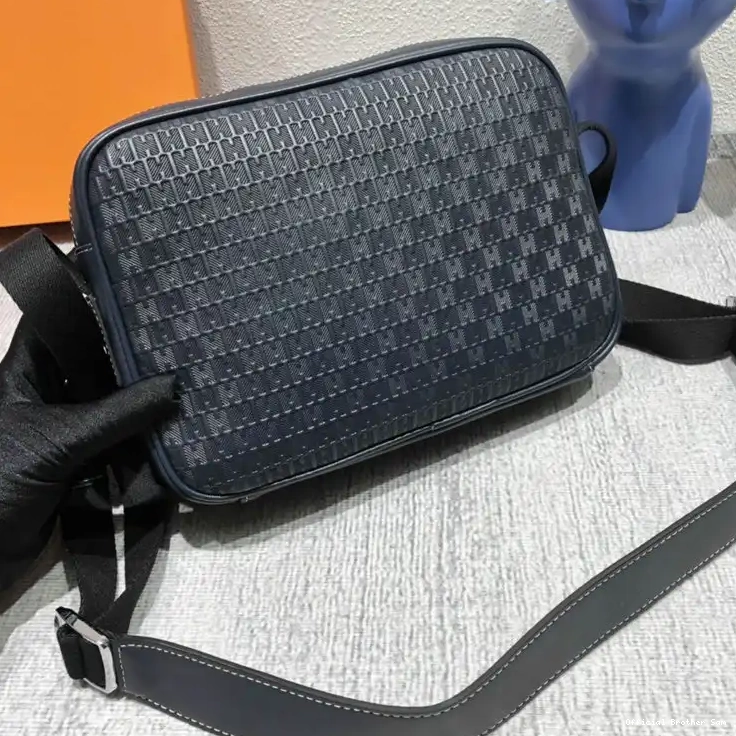 Official Brother Sam Hermès 2209YZ0016 Bag 0815